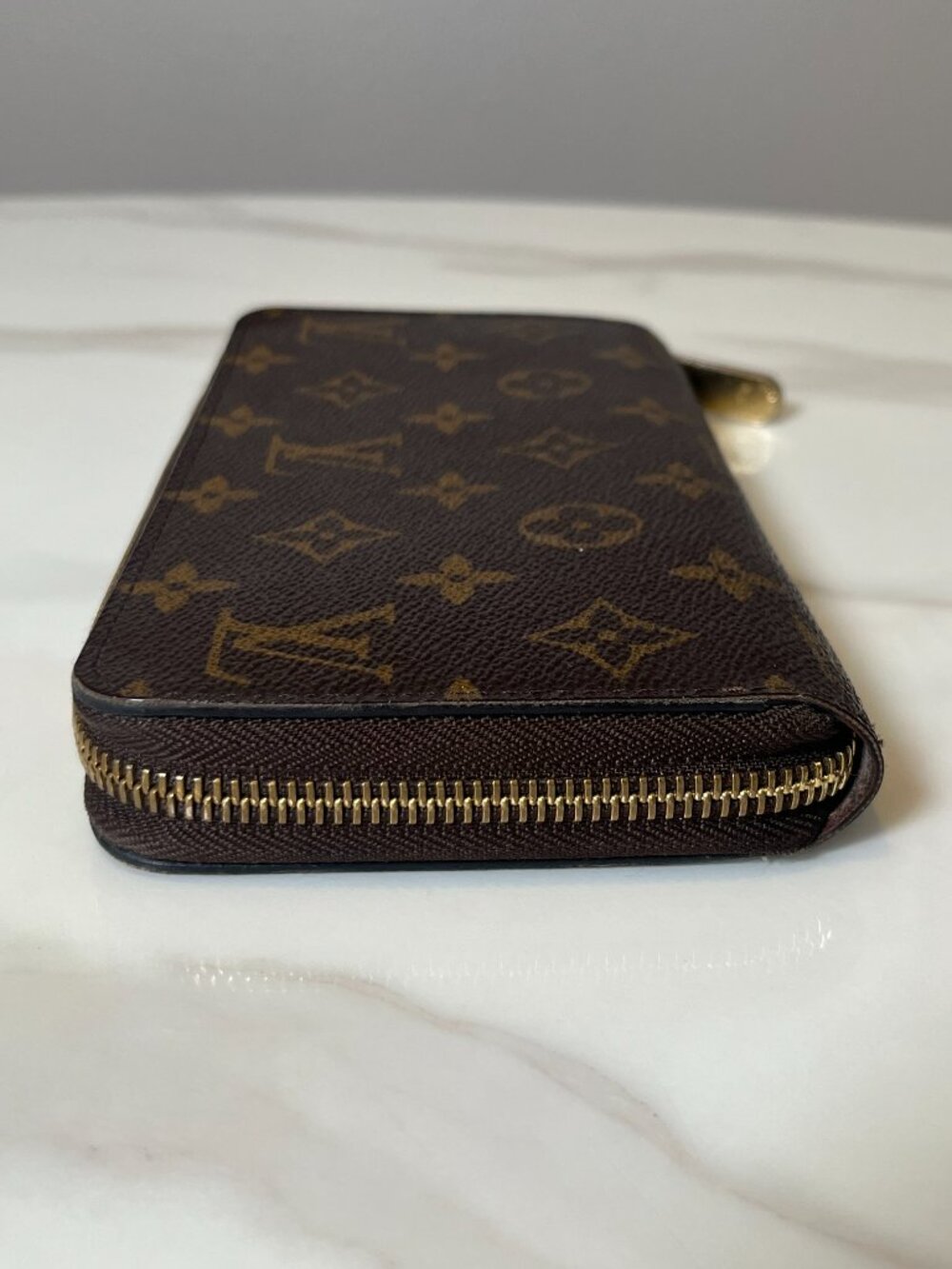 Louis Vuitton Monogram Zippy Wallet Zip Around + Dust Bag - Picture 6 of 14